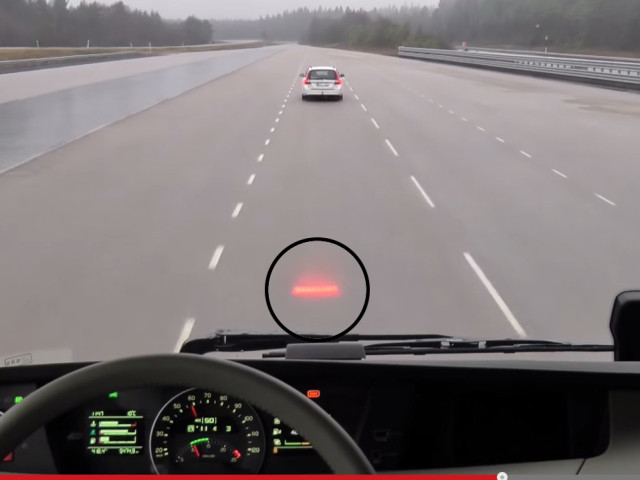 Volvo_alert