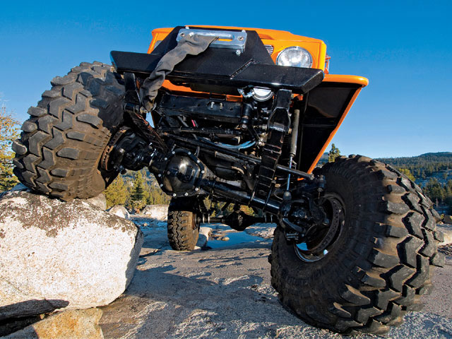 Video: Dynatrac Gives Us The Lowdown On Ball Joints