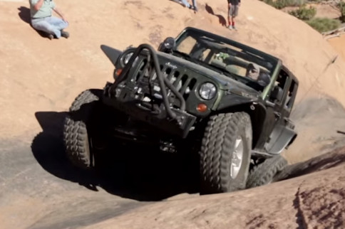 Video: 2015 Moab Easter Jeep Safari Rock Crawling Experience in HD