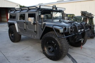 This H1 Hummer Is Built To Take On Anything