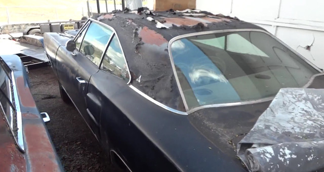 Mopar Graveyard-2