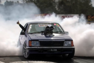 Video: Aussies Show How To Do A Proper Burnout In A Blown Commodore