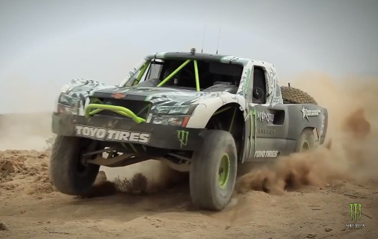 Video: Trophy Trucks At The Edge Of Control