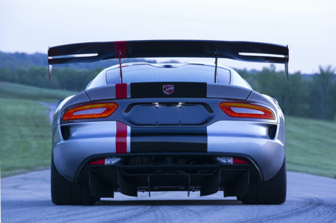 Video: 2016 Viper ACR Promises To Be Fastest Street Legal Viper Ever