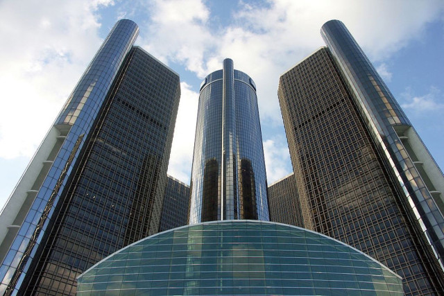 1024px-detroit_renaissance-center