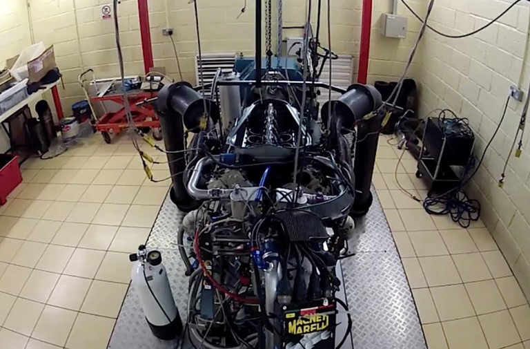 Video: 3.0-liter Fondmetal V10 Formula 1 Cuts Loose On The Dyno