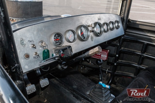 The interior of the Ford is very spartan and looks pretty much like what you would expect in a car with this type of race car theme