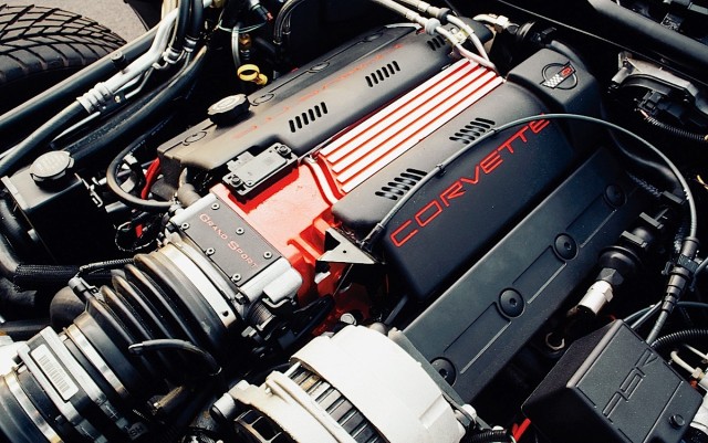 1996-Chevrolet-Corvette-LT4-engine