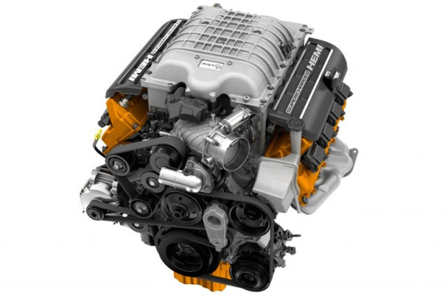 2015-dodge-challenger_100468164_l_jpg_900x900_q100_jpg_900x900_q100