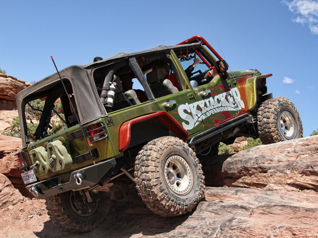 Green Jeep Mono
