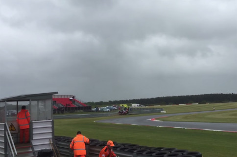 Video: A Jet-Powered Mini Isn't The Greatest Time Attack Weapon