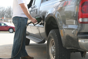 Beware Drivers In Oregon! Fuel Taxes Are Now Based On Miles!