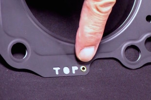 Tech Video: Right Way to Install Victor Reinz Hemi Gaskets