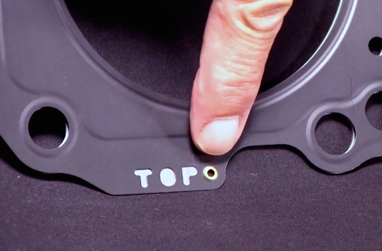 Tech Video: Right Way to Install Victor Reinz Hemi Gaskets