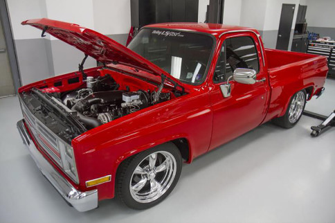 Holley and Hooker Announce GM 2WD C-10/20 LS Swap Products