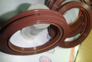 GST Leak-Proof Rear-Main Seal For SBC and BBC Engines