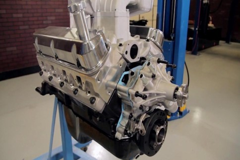 Video: Piston To Valve Clearance On '85-'95 Mustangs With A 302/351
