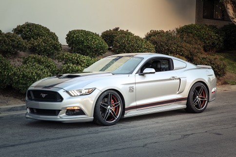 Video: Watch Chip Foose Melt The Tires On the MMD By Foose '15 Stang