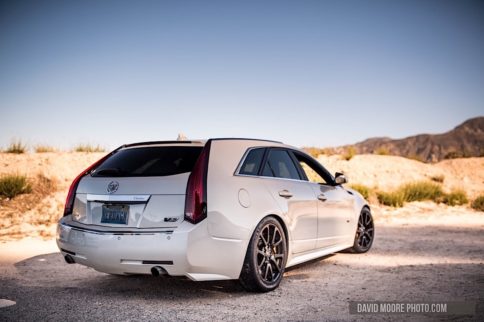 Video: 630 Horsepower 2011 Cadillac CTS-V Wagon On Canyon Run