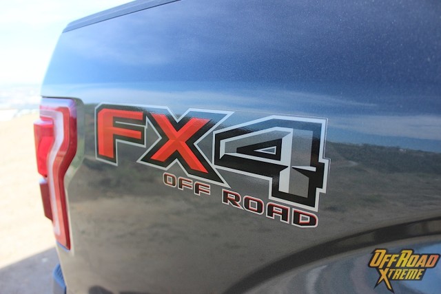 2015F150_003
