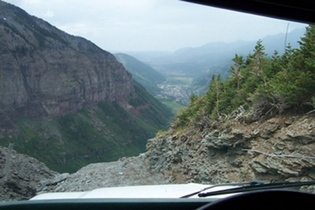 The scenery along the trail is breathtaking. 