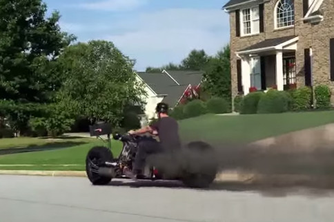 Video: AWD Hydrostatic Diesel Motorcycle