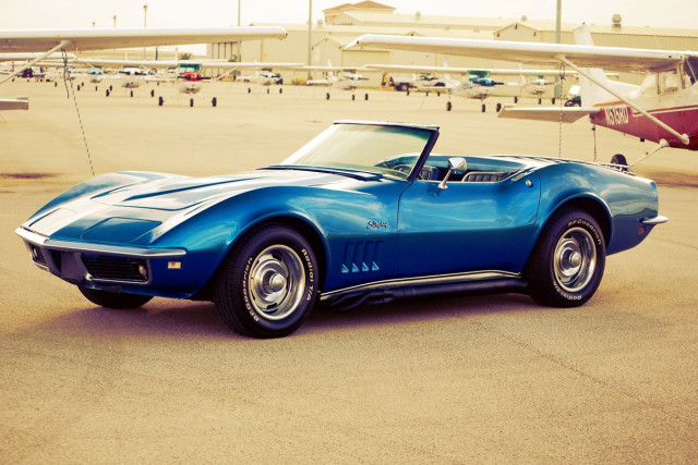1968-Chevrolet-Corvette (1)