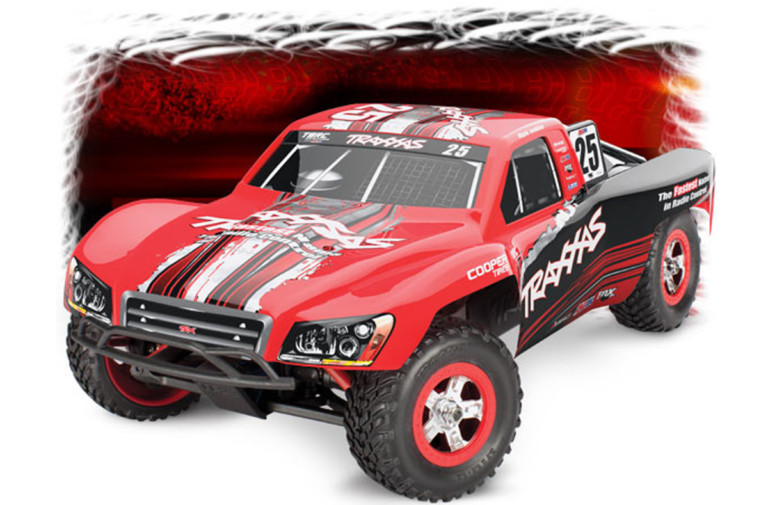 Video: RC Off-Road 4x4 Drives On Water