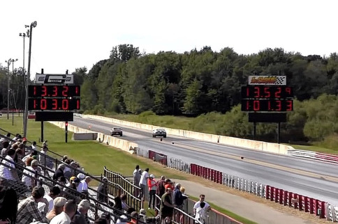 Video: Pure Stock Racing 1965 Vette vs 1970 Camaro Z28