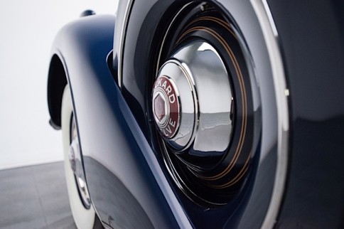 Video: A 1937 Packard Twelve With The Blues On The Auction Block