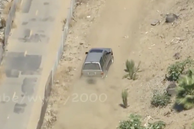 pursuit3