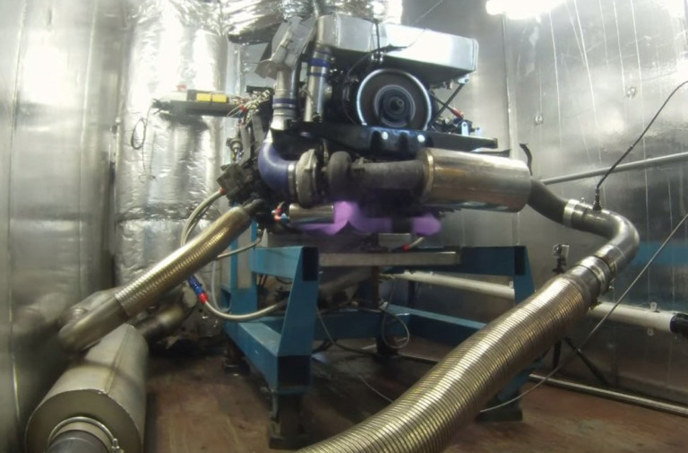 Video: Porsche 930 Engine On The Dyno, With Exhaust Glowing
