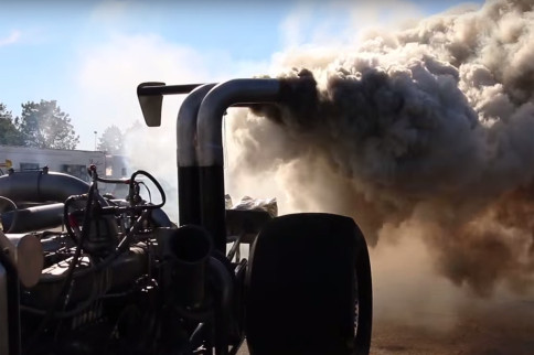 Video: Hyper Max 6 Sec Tripple Turbo Diesel Dragster!