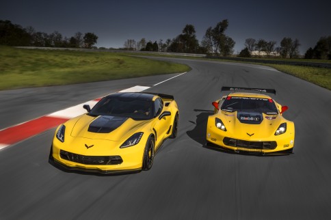 Video: First Corvette Z06 C7.R Brings $500,000 At Barrett-Jackson