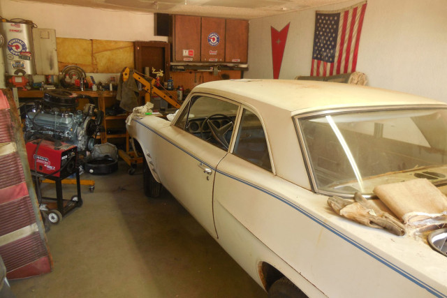 Vincent Farquhar’s 63 Tempest features a 4 cylinder engine and rear mounted transaxle.