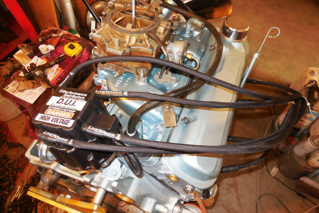 Farquhar installed a DUI distributor to ignite the four cylinders.
