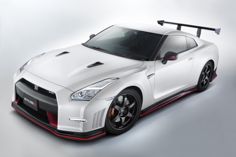 Video: R35 NISMO N Attack Package Delivers Nürburgring-Proven Speed