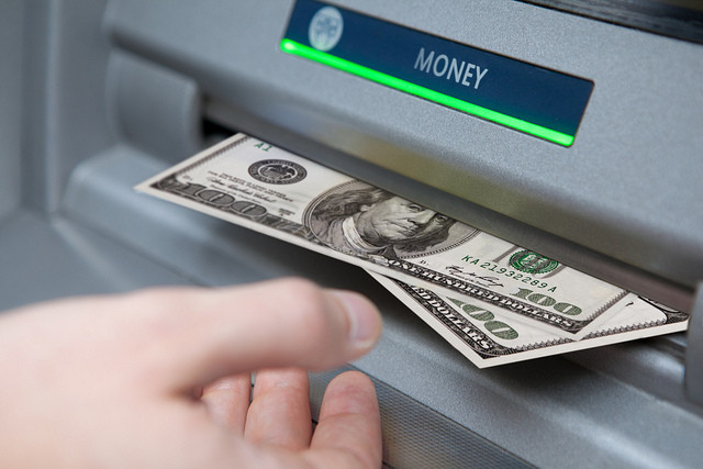 Getting-money-from-the-ATM