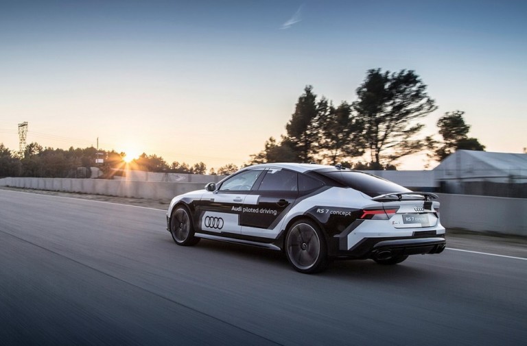 Video: Audi RS7 Sets Record Lap At Race Track, Autonomously