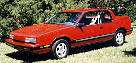 The sixth-generation 442 may have shared little with its heritage, but it still offered a more dynamic driving experience than the standard Cutlass in an era where domestic performance options were few and far between. Image: 442.com