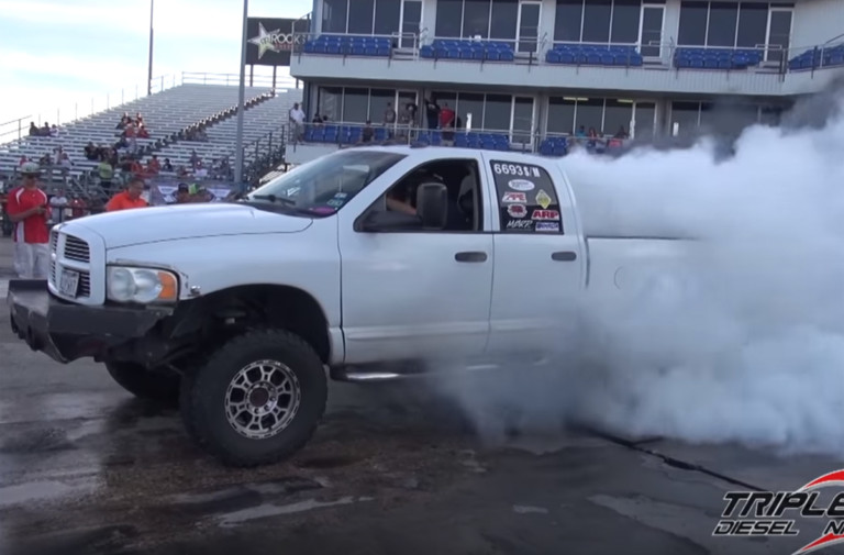 Video: Diesel World Finals Burnout Contest