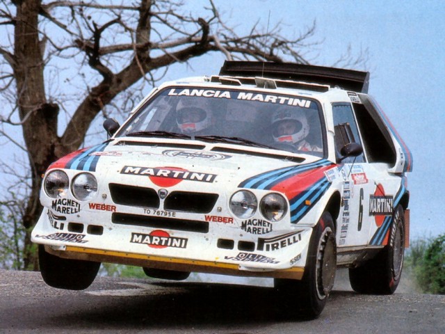 http://www.roadsmile.com/images/lancia-delta-s4_key_2.jpg