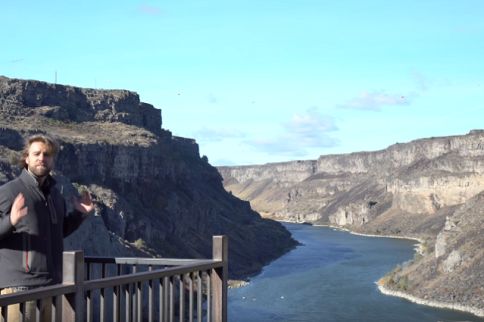 Video: Driving The 2016 Camaro Through Evel Knievel Country