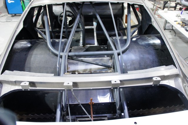 The basis for the car is a 25.3 chassis that Dave started working on 8 years ago, but the aforementioned accident pretty much closed down the shop for about 6 weeks.