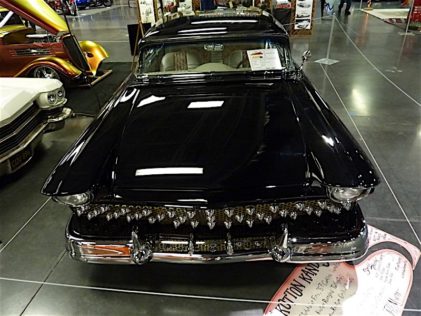 1957 Black Ford (2)
