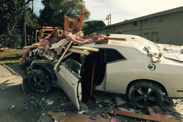 dodge-challenger-accident-1