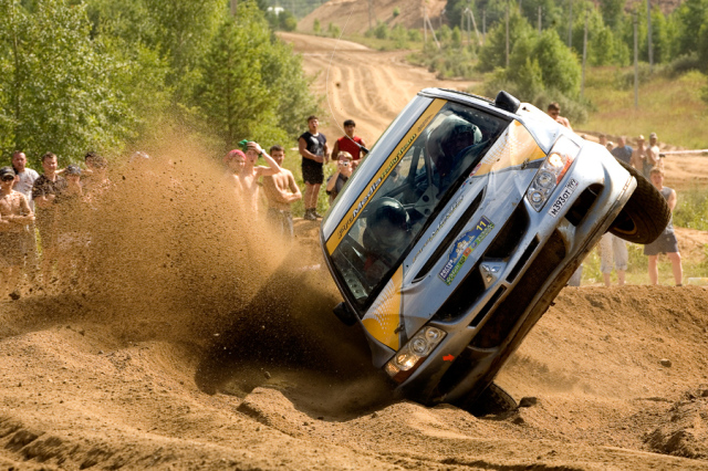 Video: Rally Crash Mayhem