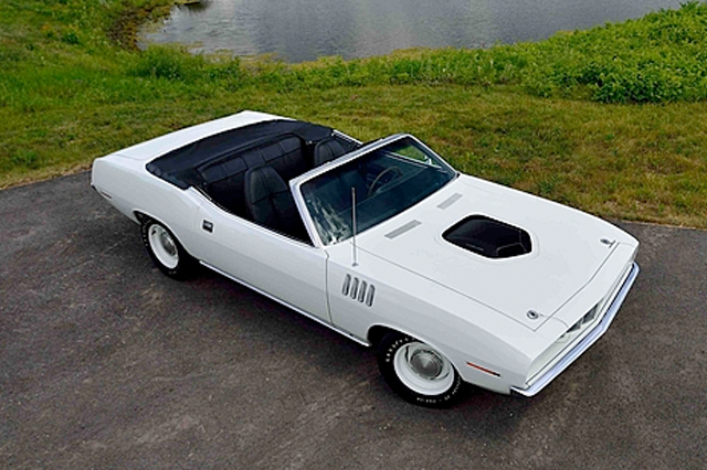 Video: Mecum Mopar Madness Lot F102 - 1971 Hemi 'Cuda Convertible