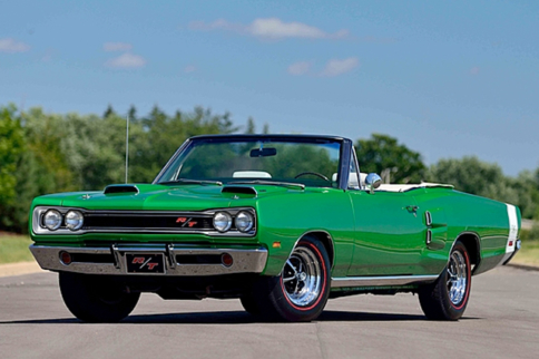 Video: Mecum Mopar Madness Lot F105 - 1969 Hemi Coronet Convertible