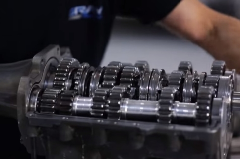 Video: The Inner Workings Of A Pro Stock Transmission
